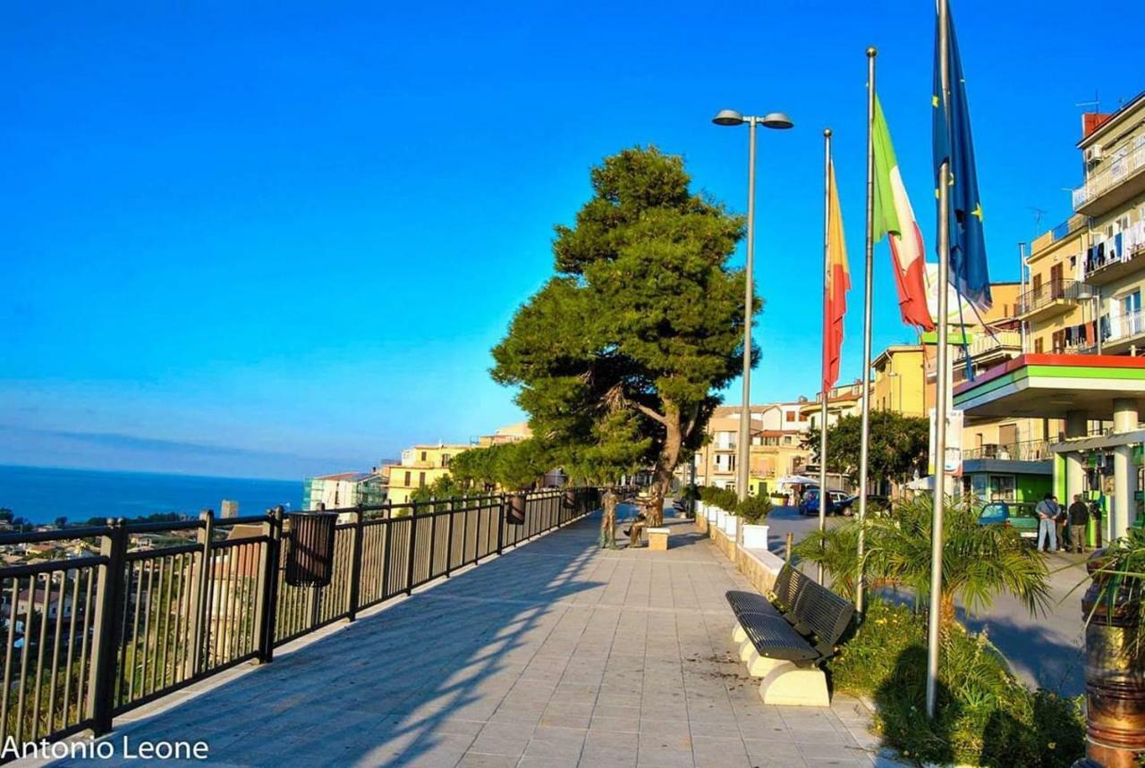 City House Villa Campofelice Di Roccella Eksteriør bilde